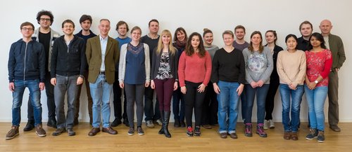 Gruppenbild der Abteilung Genetik von Lernen und Gedächtnis