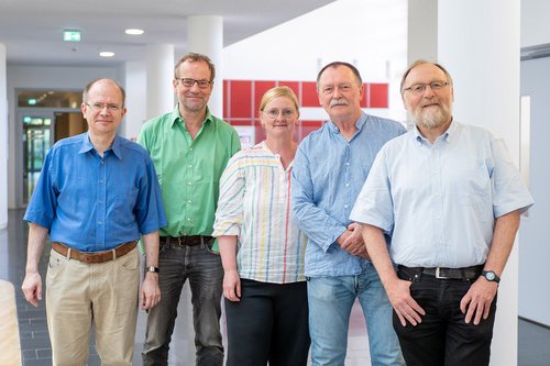 Von links: Rainer Pielot, Michael Kreutz, Daniela Dieterich, Karl-Heinz Smalla, Eckart Gundelfinger
